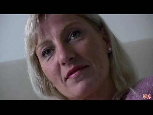 ❤️ Mama pe care am futut-o cu toții ... Doamnă, purtați-vă frumos! ❤❌ at us ❌️